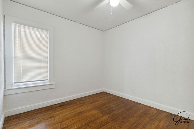 15780 Lesure Street, Detroit, MI 48227