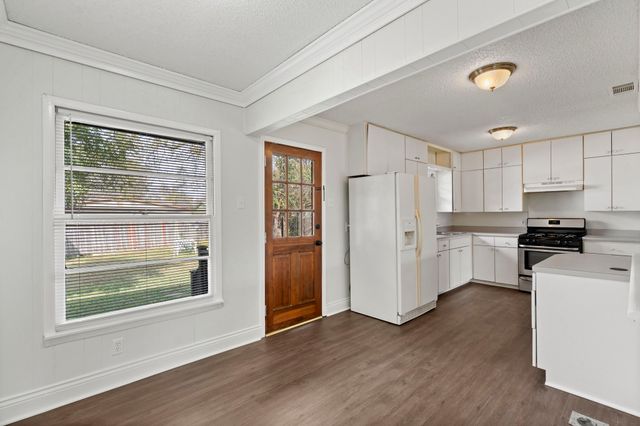 1625 crestridge Drive, Mesquite, TX 75149