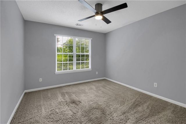 5972 Rosie Lane SE, Mableton, GA 30126