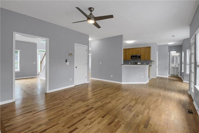 5972 Rosie Lane SE, Mableton, GA 30126