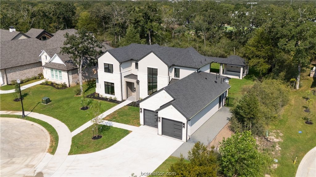 3000 Silverbell Court, Bryan, TX 77807 — photo 2