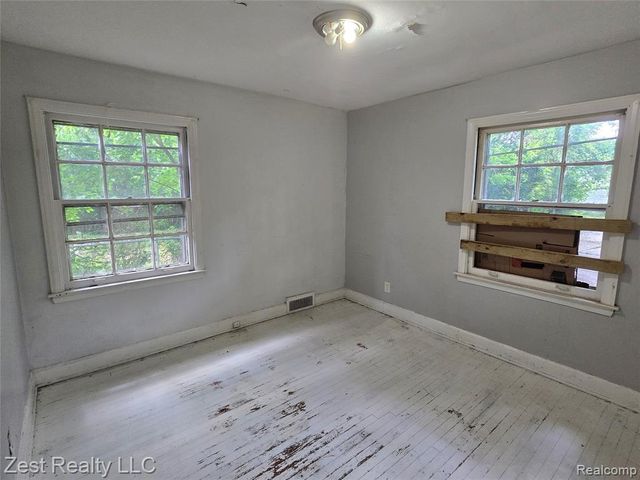 12055 Nashville Street, Detroit, MI 48205
