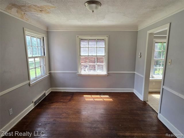 12055 Nashville Street, Detroit, MI 48205