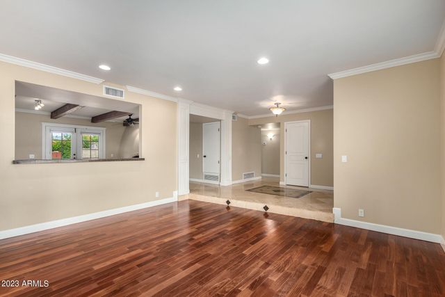 10627 N 44TH Court, Phoenix, AZ 85028