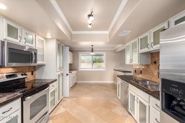 10627 N 44TH Court, Phoenix, AZ 85028