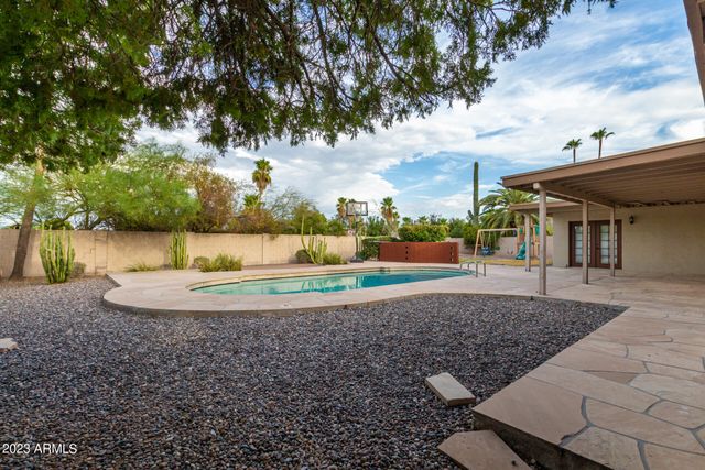 10627 N 44TH Court, Phoenix, AZ 85028