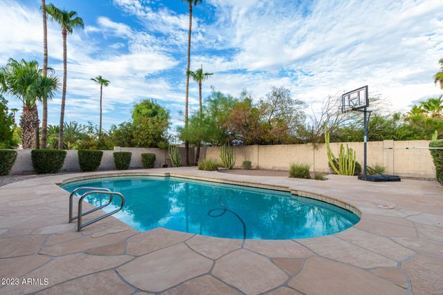 10627 N 44TH Court, Phoenix, AZ 85028