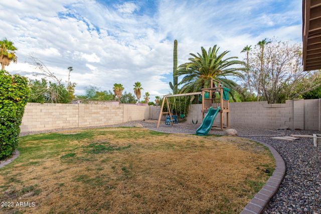 10627 N 44TH Court, Phoenix, AZ 85028