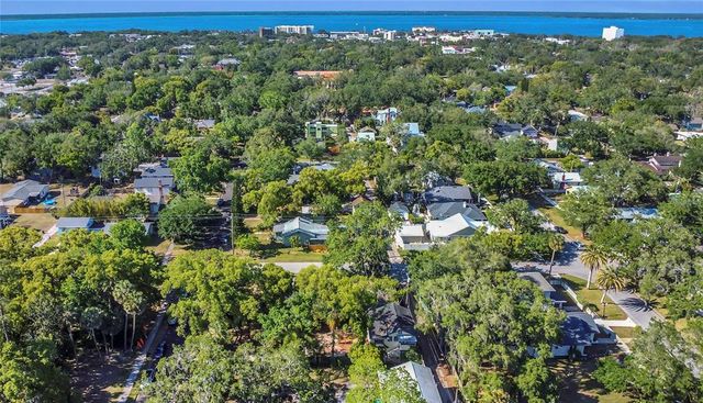 1209 S MYRTLE AVENUE, Sanford, FL 32771
