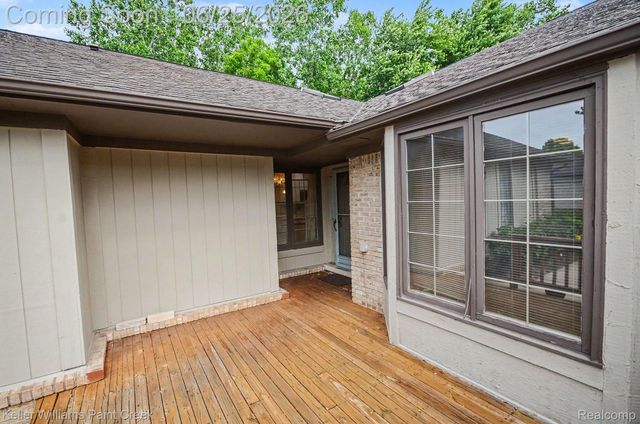 13311 Whittier Drive, Sterling Heights, MI 48312
