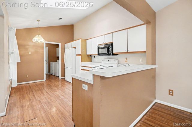 13311 Whittier Drive, Sterling Heights, MI 48312