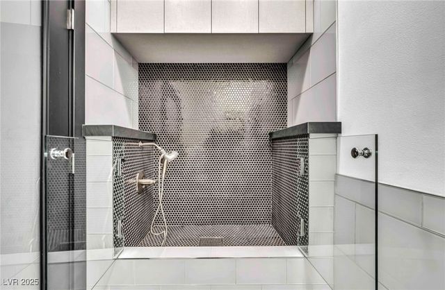 8032 Springbuck Court, Las Vegas, NV 89129