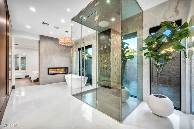 8032 Springbuck Court, Las Vegas, NV 89129