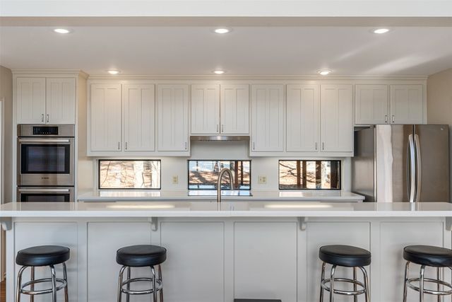 375 Eagle Point Drive W, Mount Vernon, TX 75457