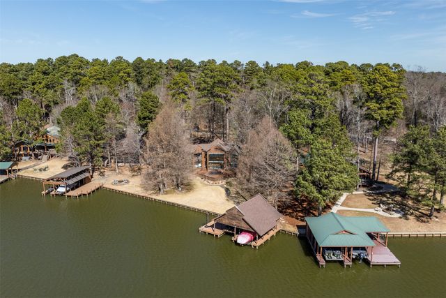 375 Eagle Point Drive W, Mount Vernon, TX 75457