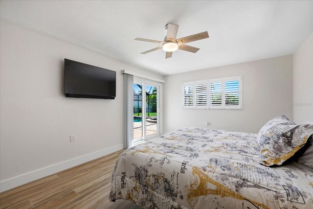 8008 13TH AVENUE S, St Petersburg, FL 33707