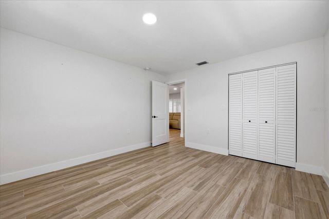 8008 13TH AVENUE S, St Petersburg, FL 33707