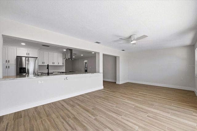 8008 13TH AVENUE S, St Petersburg, FL 33707