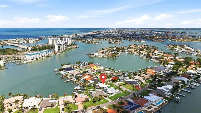 8008 13TH AVENUE S, St Petersburg, FL 33707