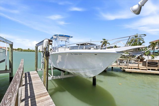 8008 13TH AVENUE S, St Petersburg, FL 33707