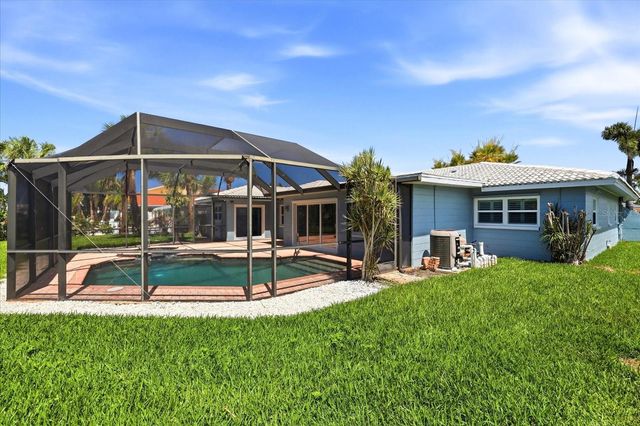 8008 13TH AVENUE S, St Petersburg, FL 33707