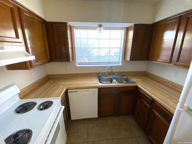 10555 starcrest, San Antonio, TX 78217