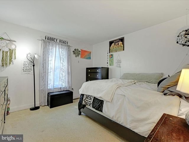 310 FOREST WOOD DR, Pottsville, PA 17901