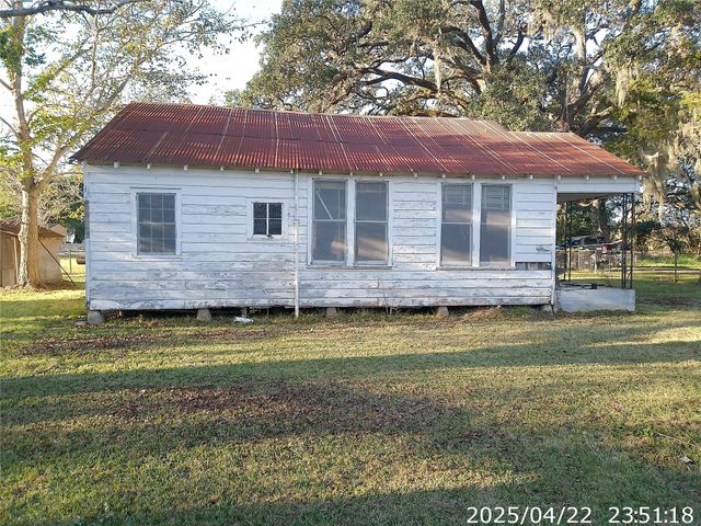 502 Camp Street, Alleyton, TX 78935