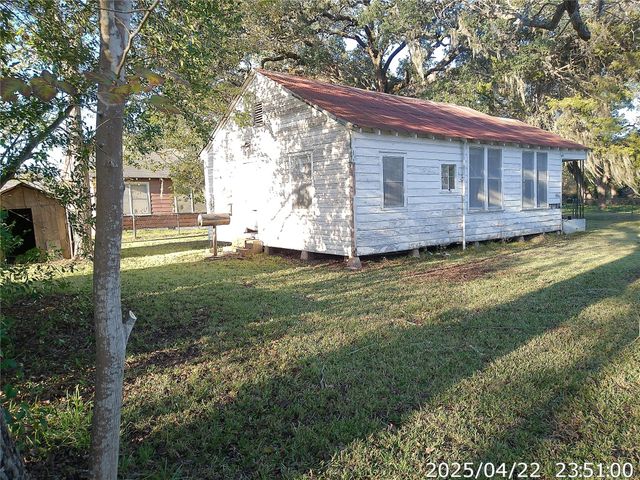 502 Camp Street, Alleyton, TX 78935