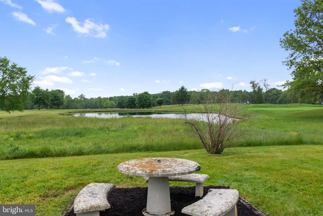1424 FISH AND GAME RD, Littlestown, PA 17340