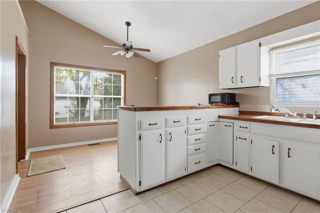 7 Central ST, Hampton, VA 23663