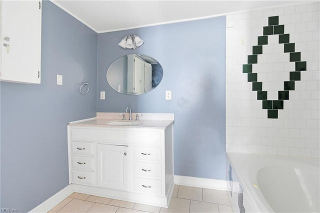 7 Central ST, Hampton, VA 23663