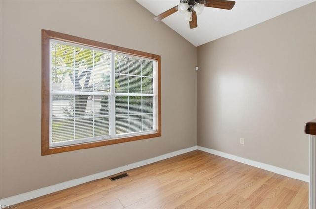 7 Central ST, Hampton, VA 23663