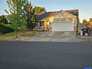 1467 S 7th St, Independence, OR 97351