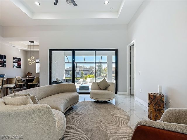 427 NW 7th AVE, Cape Coral, FL 33993