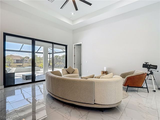 427 NW 7th AVE, Cape Coral, FL 33993