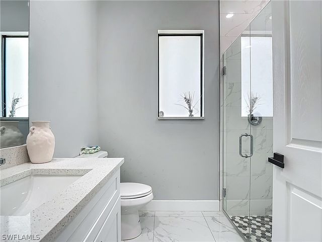 427 NW 7th AVE, Cape Coral, FL 33993