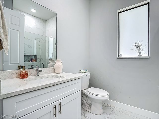 427 NW 7th AVE, Cape Coral, FL 33993