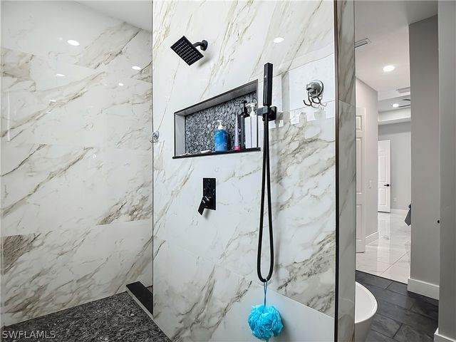 427 NW 7th AVE, Cape Coral, FL 33993