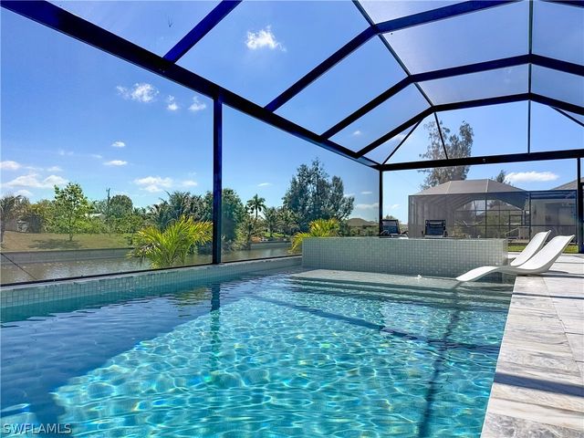 427 NW 7th AVE, Cape Coral, FL 33993