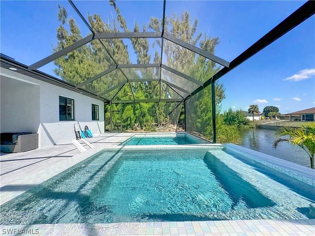 427 NW 7th AVE, Cape Coral, FL 33993