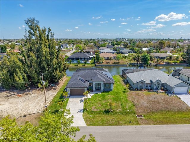 427 NW 7th AVE, Cape Coral, FL 33993