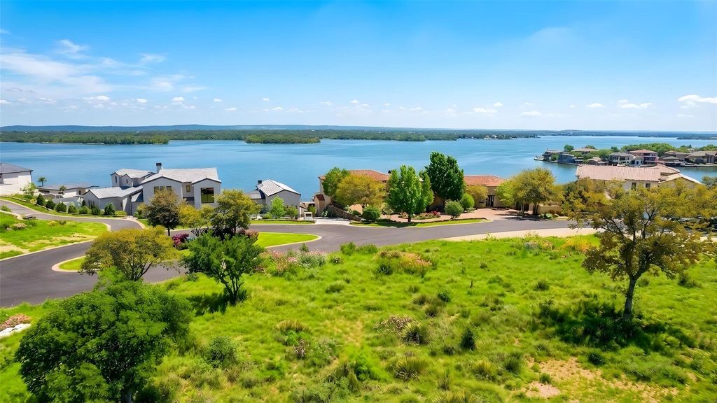 1328 Apache Tears ST, Horseshoe Bay, TX 78657