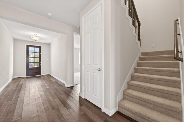 444 Round Lake Drive, Rosenberg, TX 77469