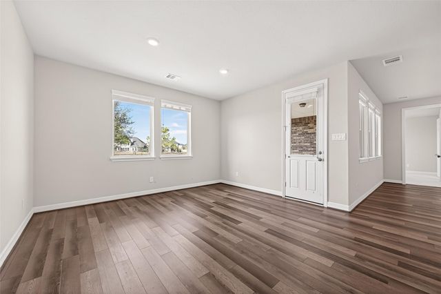 444 Round Lake Drive, Rosenberg, TX 77469