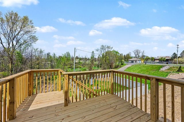 5581 Mammoth Drive, Caledonia, MI 49316