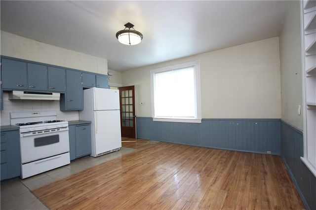 406 E Culton Street, Warrensburg, MO 64093