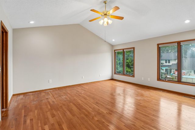 467 Edgewood Lane, Pleasant Hill, IA 50327