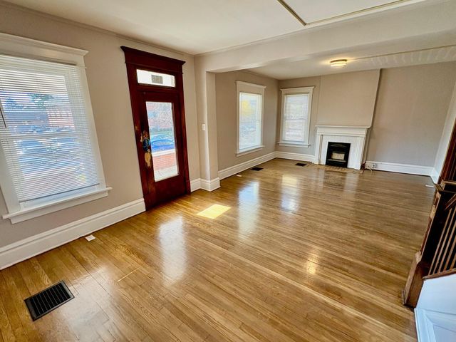 356 E 20th Avenue, Columbus, OH 43201