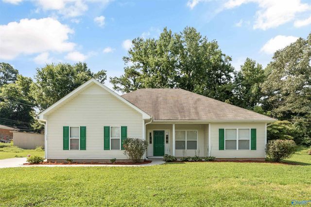 1386 Harvest Road, Harvest, AL 35749